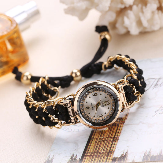 Elegant Women’s Luxury Quartz Bracelet Watch – Stylish Gold & Black Design