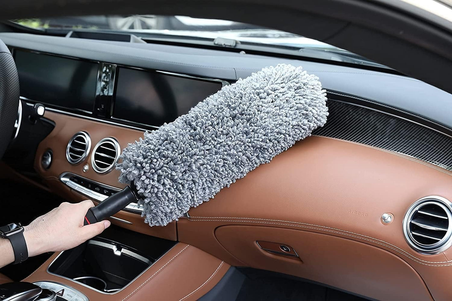 Professional Microfiber Car Duster - Extendable & Retractable Handle for Scratch-Free Exterior & Interior Cleaning.